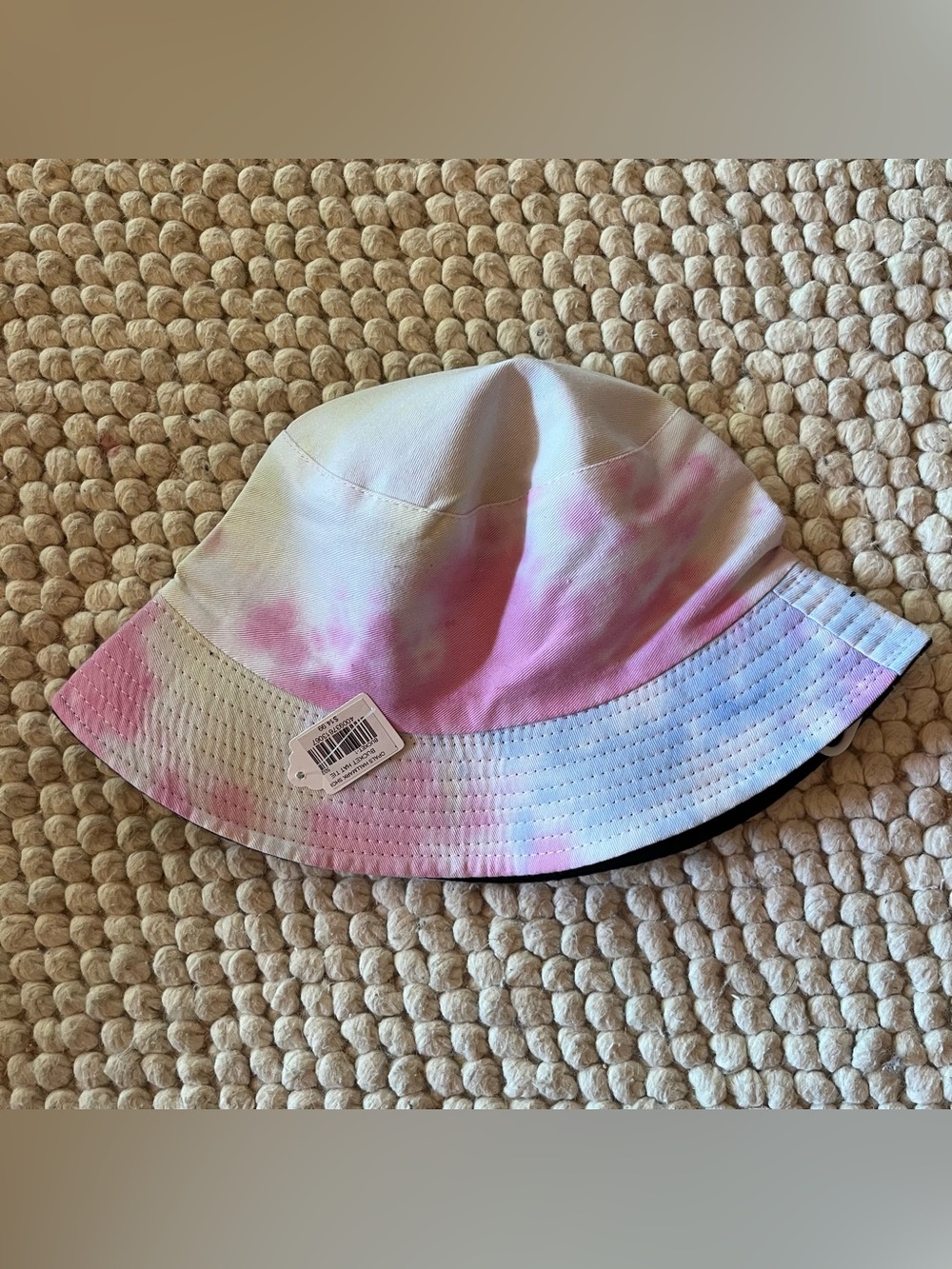 Tie-Dye Bucket Hat in Pink and White